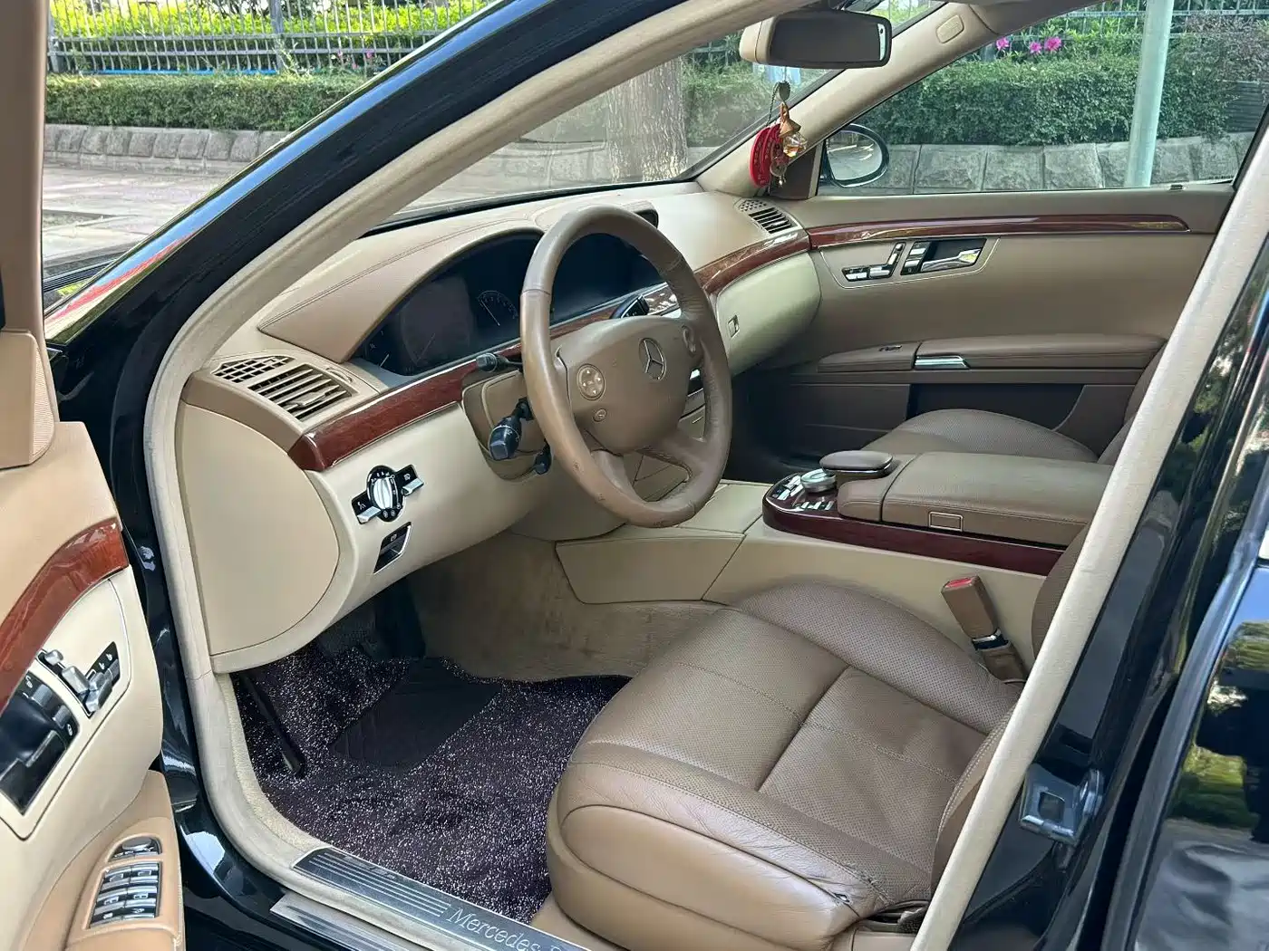 Mercedes-Benz S-Class фото 4