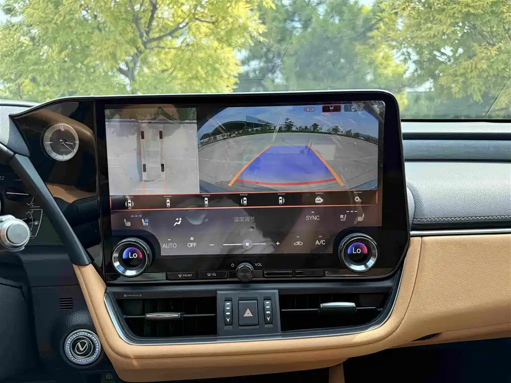 Lexus ES 2025 2025 200 Ultimate Edition