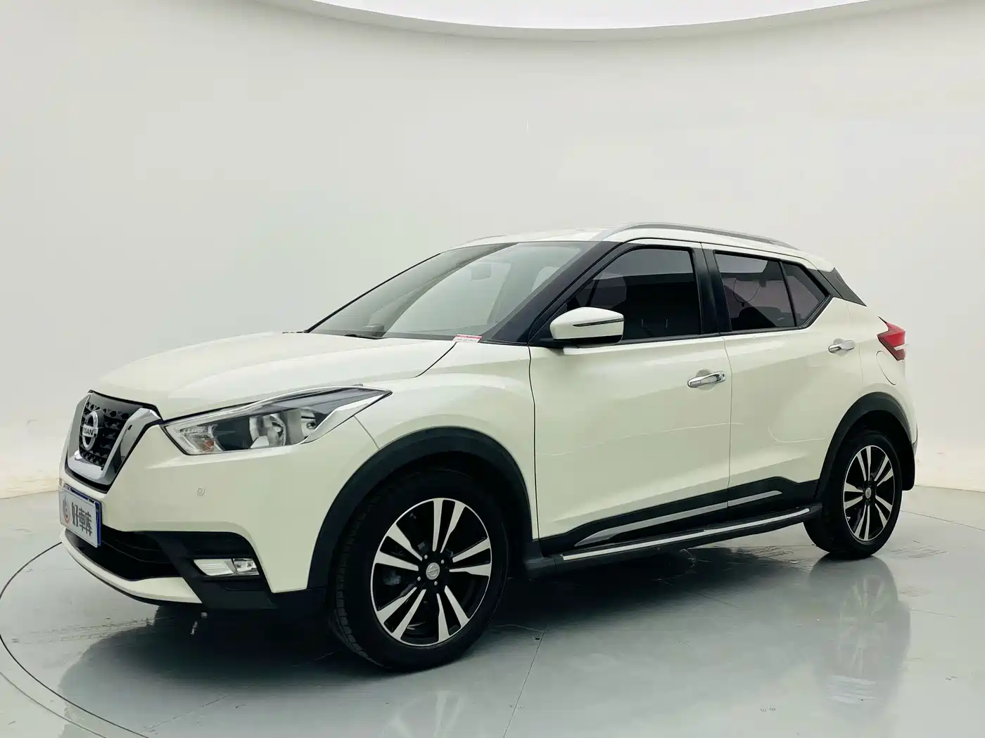 Nissan Kicks 2018 2018 1.5L CVT Smart Connect Luxury Edition