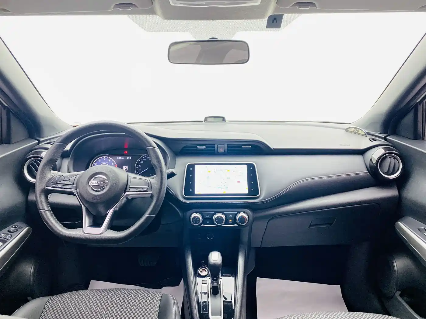 Nissan Kicks 2018 2018 1.5L CVT Smart Connect Luxury Edition