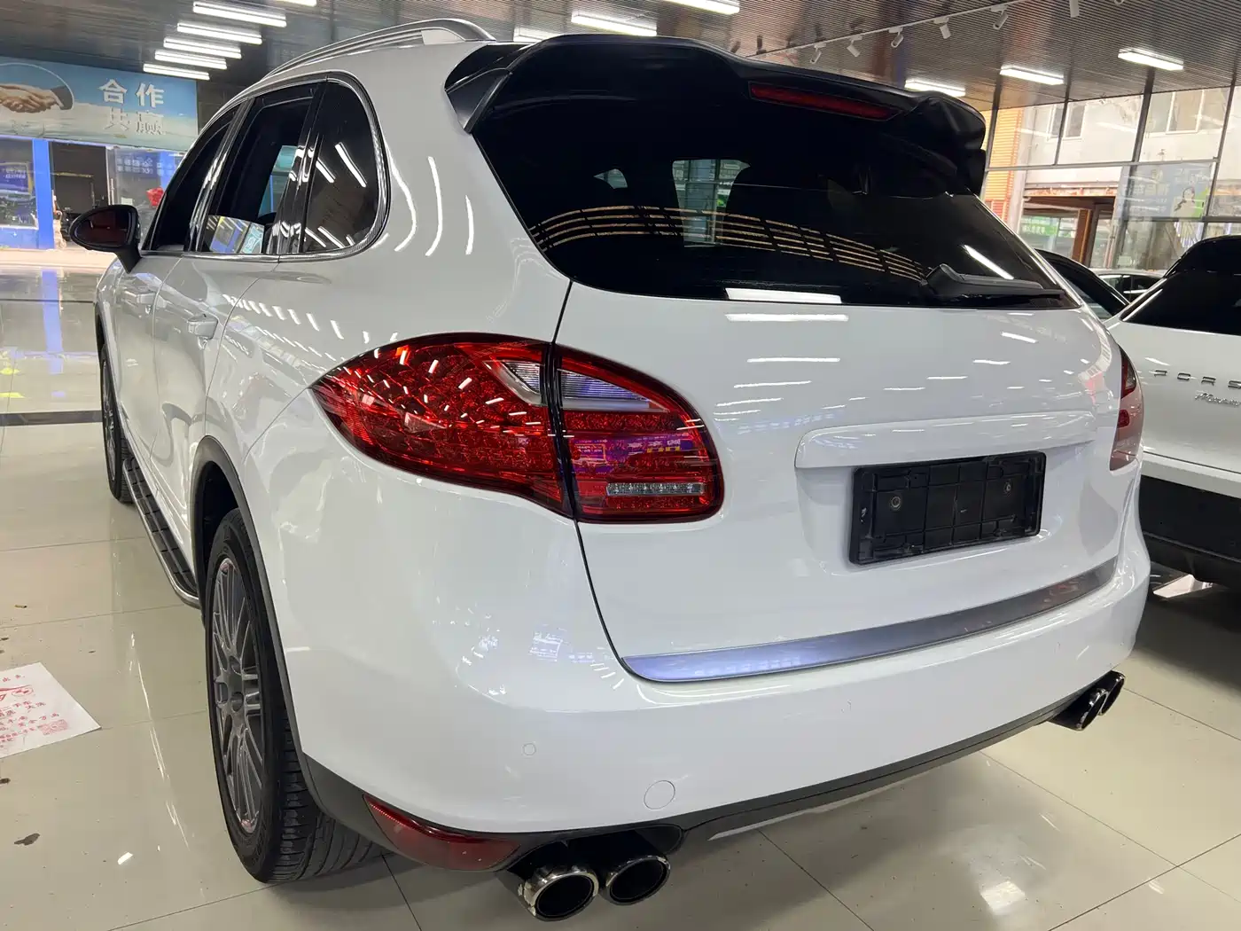 Porsche Cayenne 2011 Cayenne 3.0T фото 7