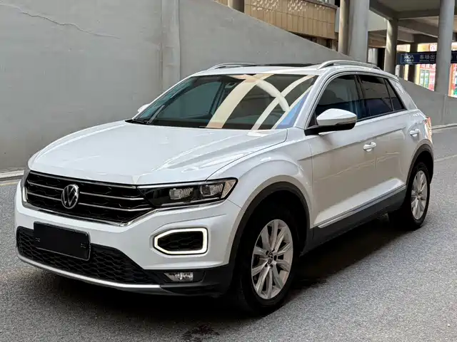 Volkswagen T-Roc 280TSI DSG, Моноприводный, Элит Коннект
