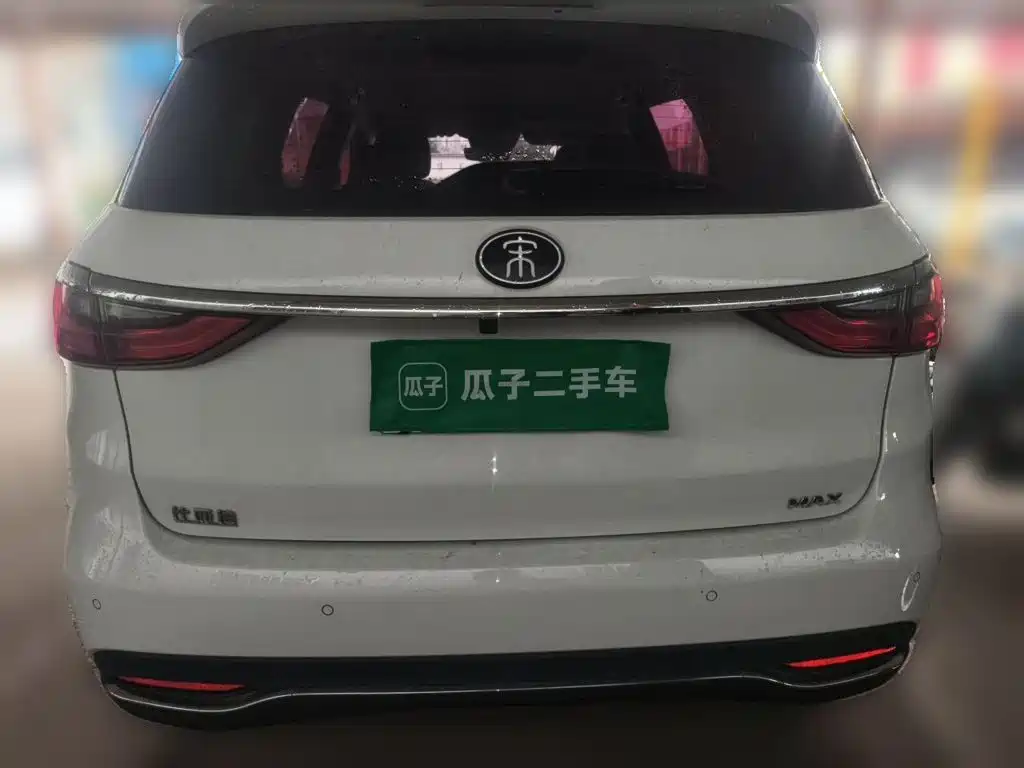 Фото 4 - BYD Song MAX