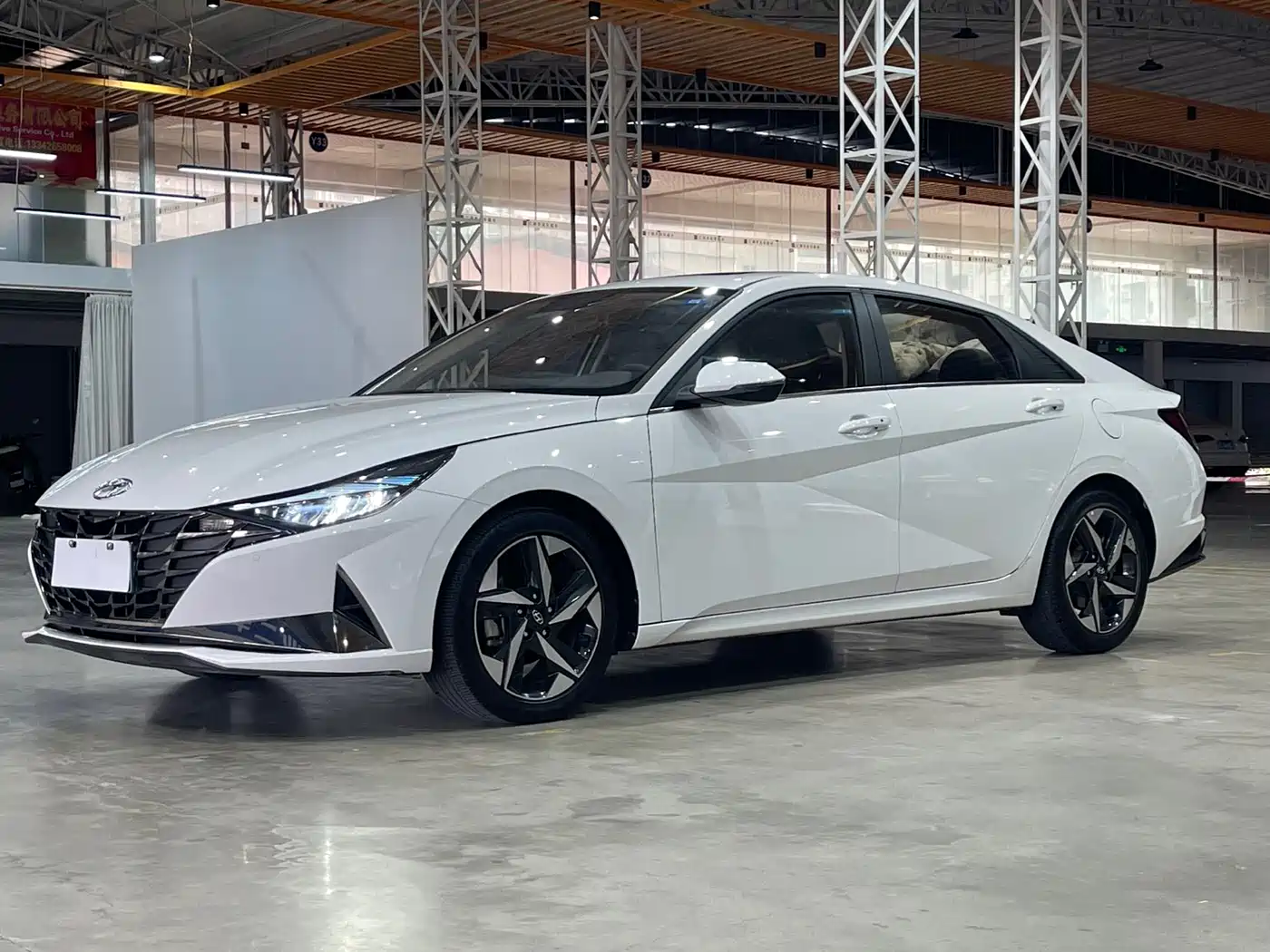 Hyundai Elantra 2023 1.5L CVT GLX Elite Edition