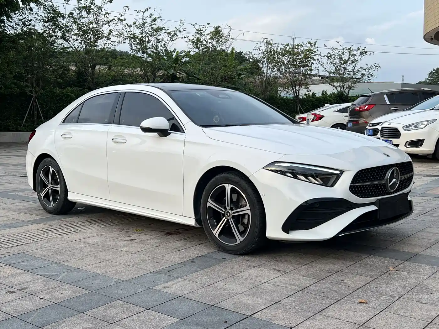 MERCEDES-BENZ CLASS A