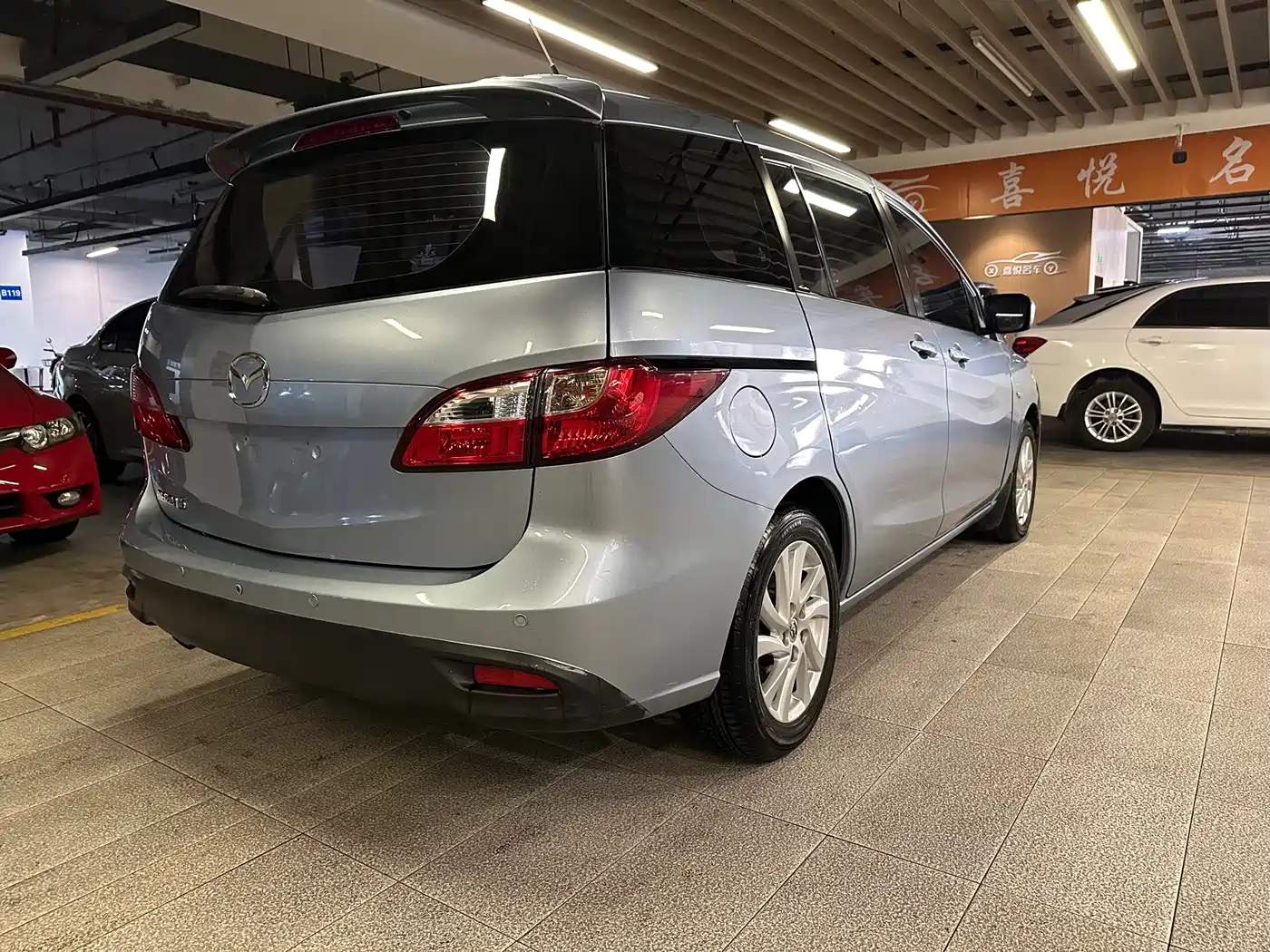 Mazda Mazda5 2011 2011 2.0L Manual Comfort
