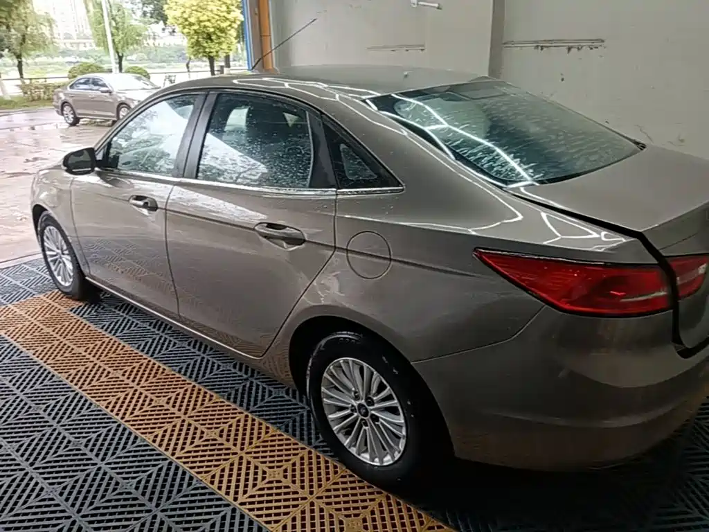 Ford Escort 2015 2015 1.5L Automatic Comfort