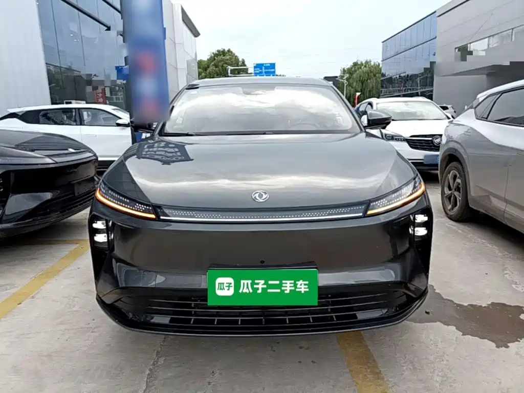 Dongfeng Aeolus L8 2025 2025 Plug-in Hybrid