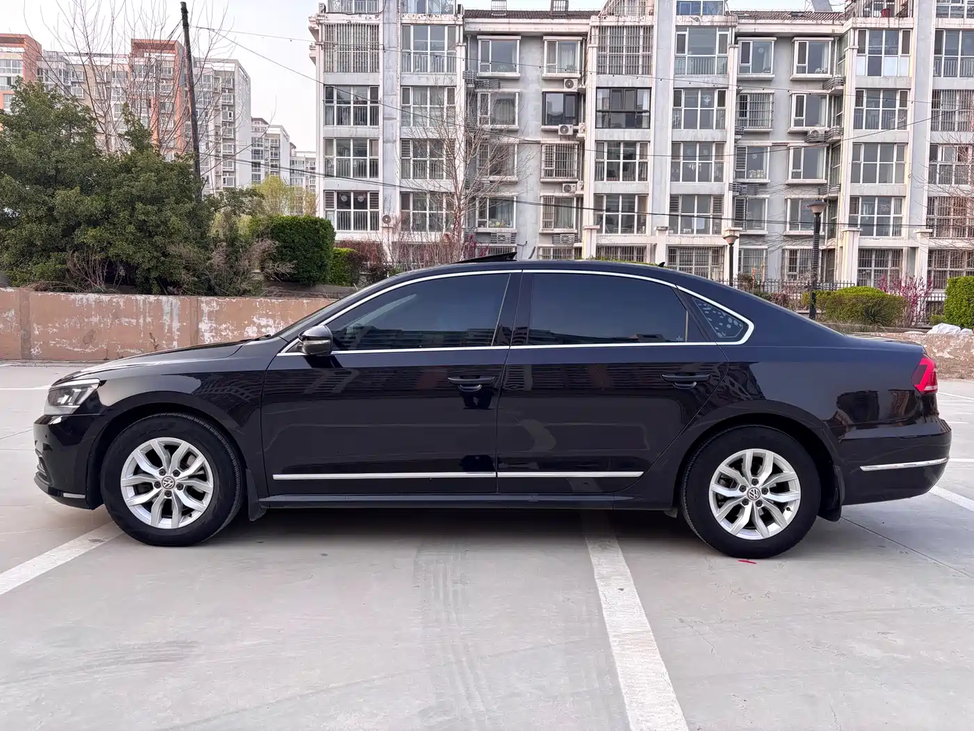 Volkswagen Passat 2015 1.8TSI Automatic Prestige Edition фото 8