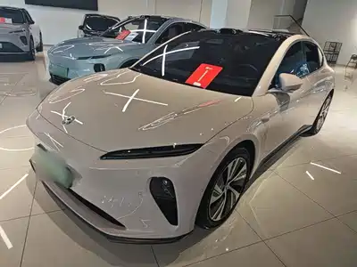 NIO ET5