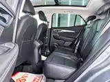 Photo 12 - Buick Envision S