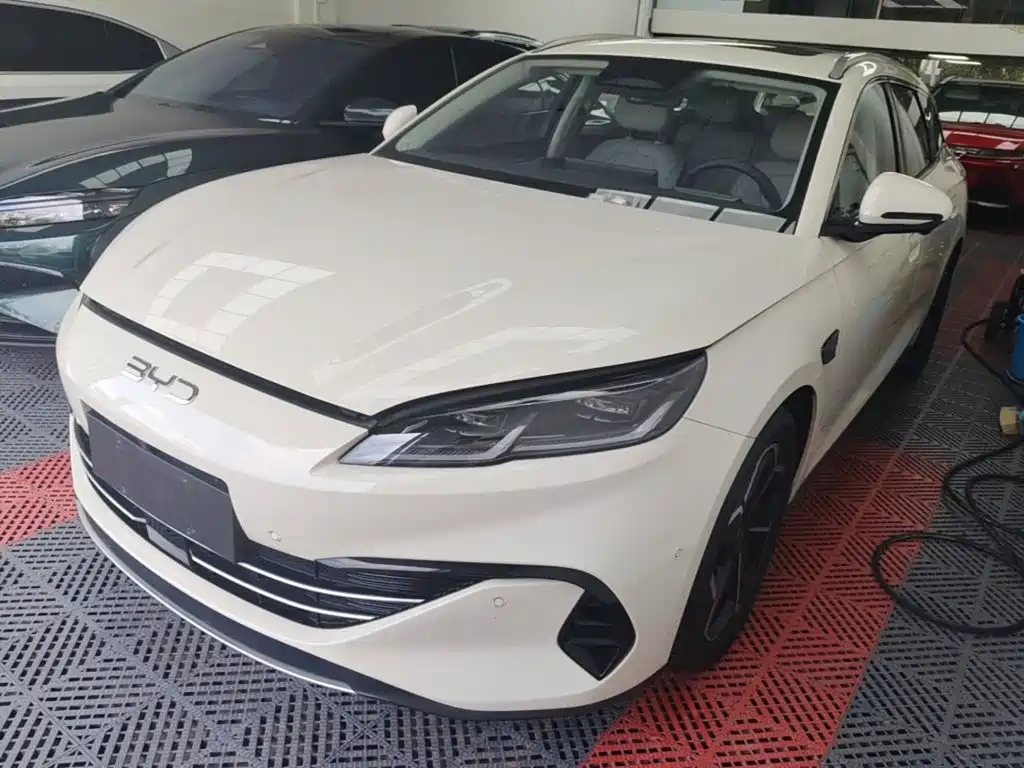 BYD Seal 06 DM-i Touring 2025