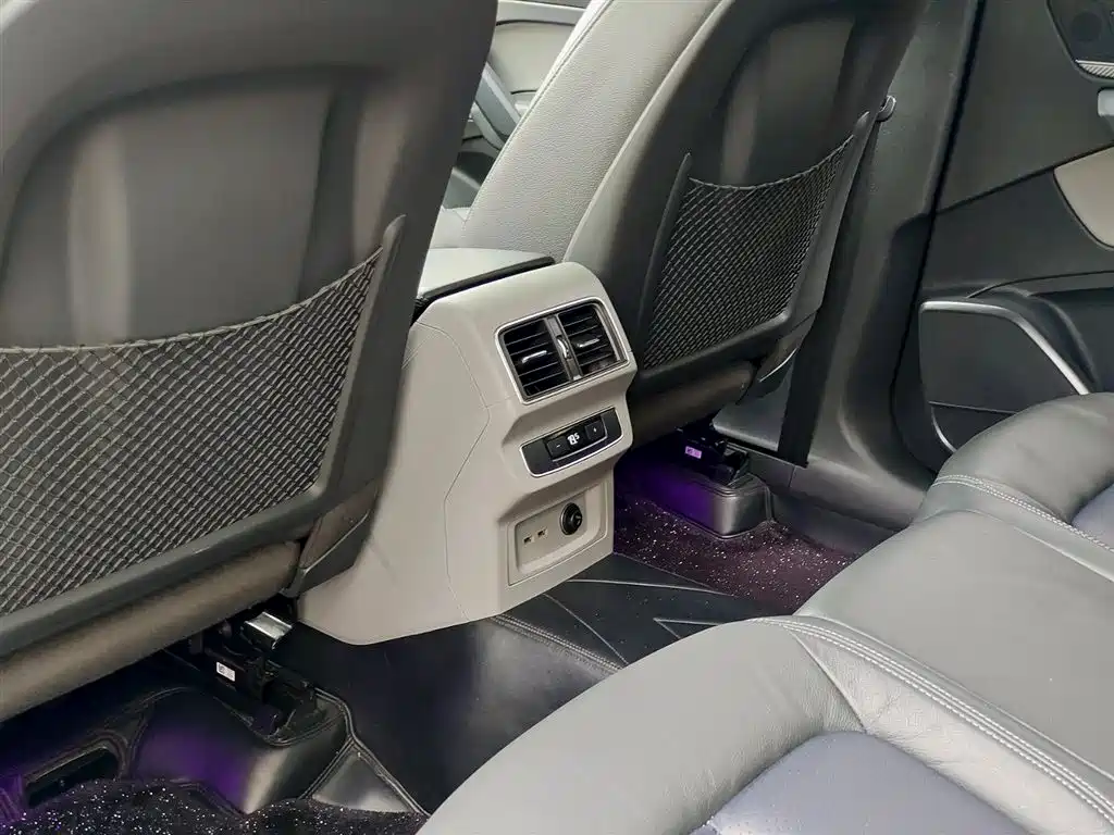 Audi Q5L 2019 2018 40 TFSI Prestige Fashion (China V)