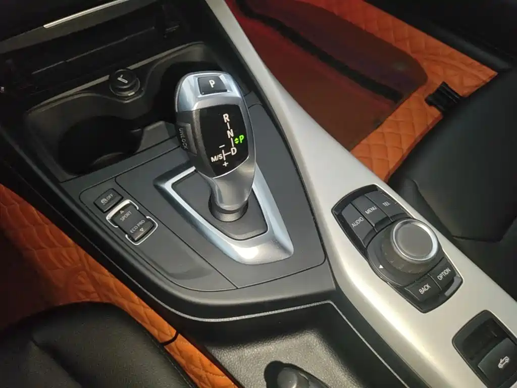 BMW 2 Series (Import) 2015 218i Convertible Coupe фото 14
