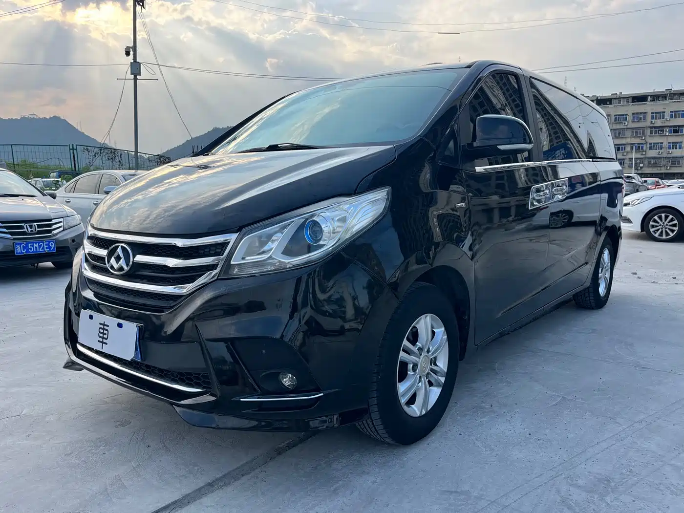 Maxus G10 2016 2016 2.0T Automatic Executive Edition