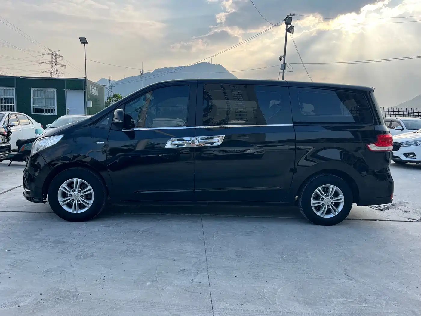 Maxus G10 2016 2016 2.0T Automatic Executive Edition