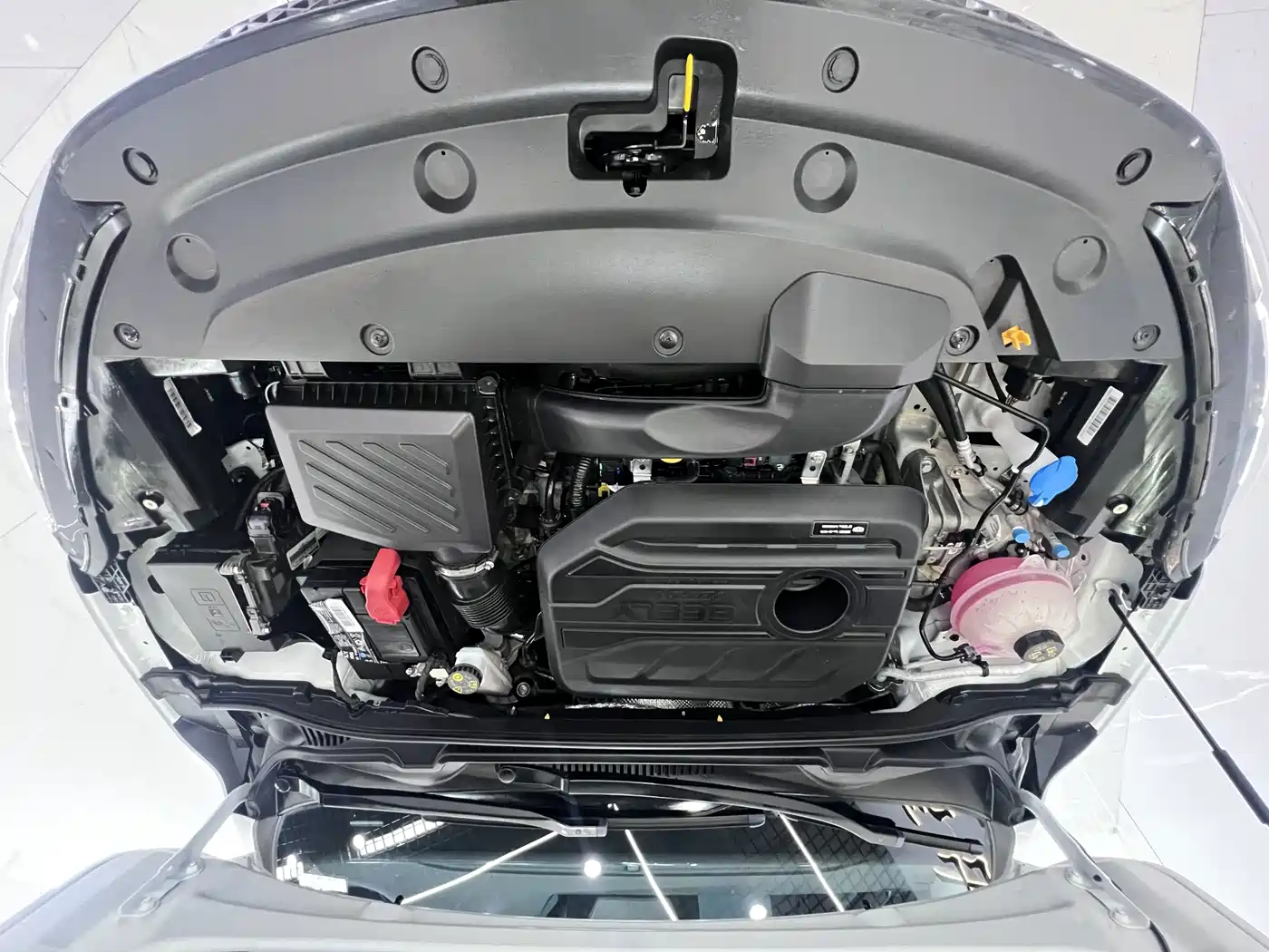 Geely Emgrand L 2022 2022 1.4T CVT Supreme