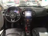Фото 10 - Jeep Compass