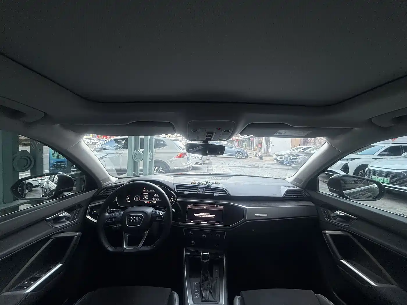 Audi Q3 2021 35 TFSI Lifestyle Edition фото 15