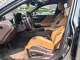 Фото 6 - Lexus ES