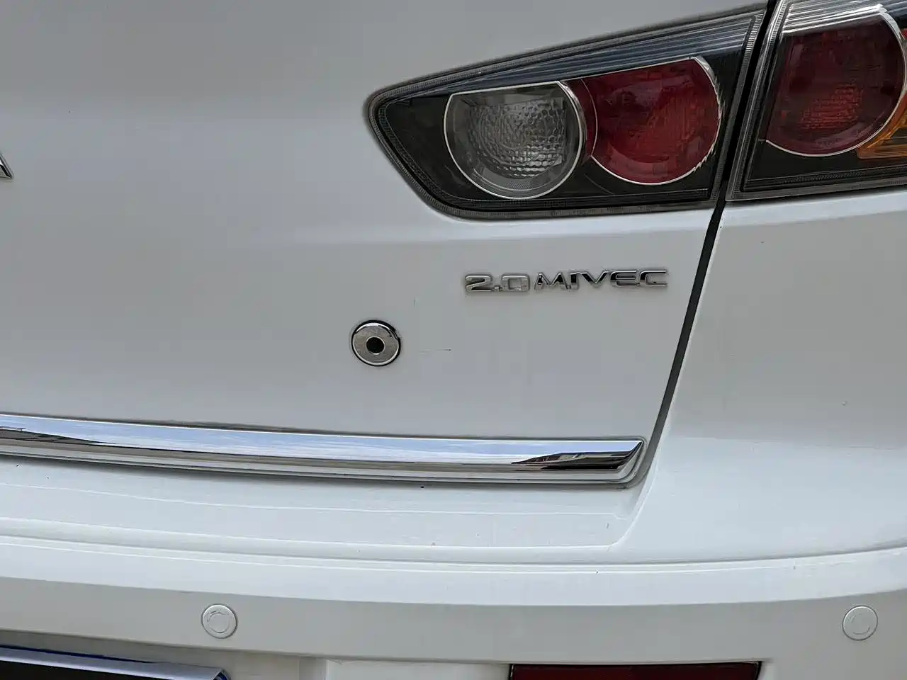 Mitsubishi Lancer EX 2012 Classic 2.0L CVT Black & White Edition фото 11