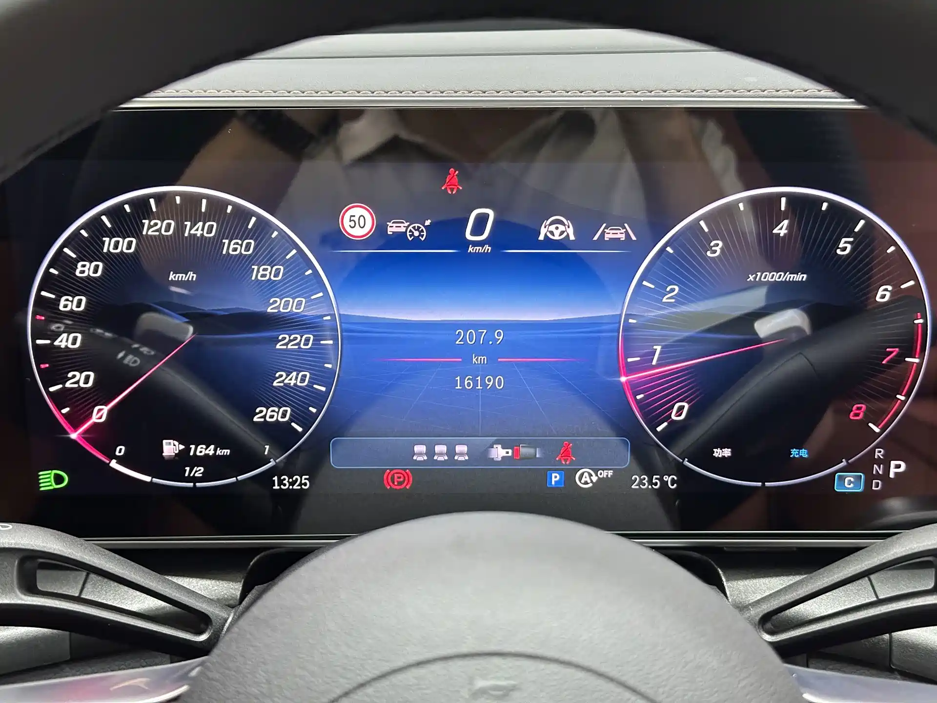 Фото 21 - Mercedes-Benz GLC