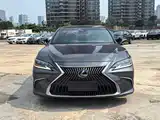 Фото 3 - Lexus ES