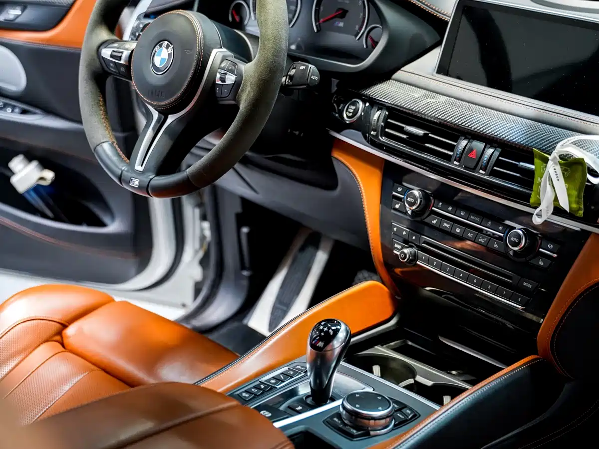 BMW X6 M 2015 X6 M фото 13