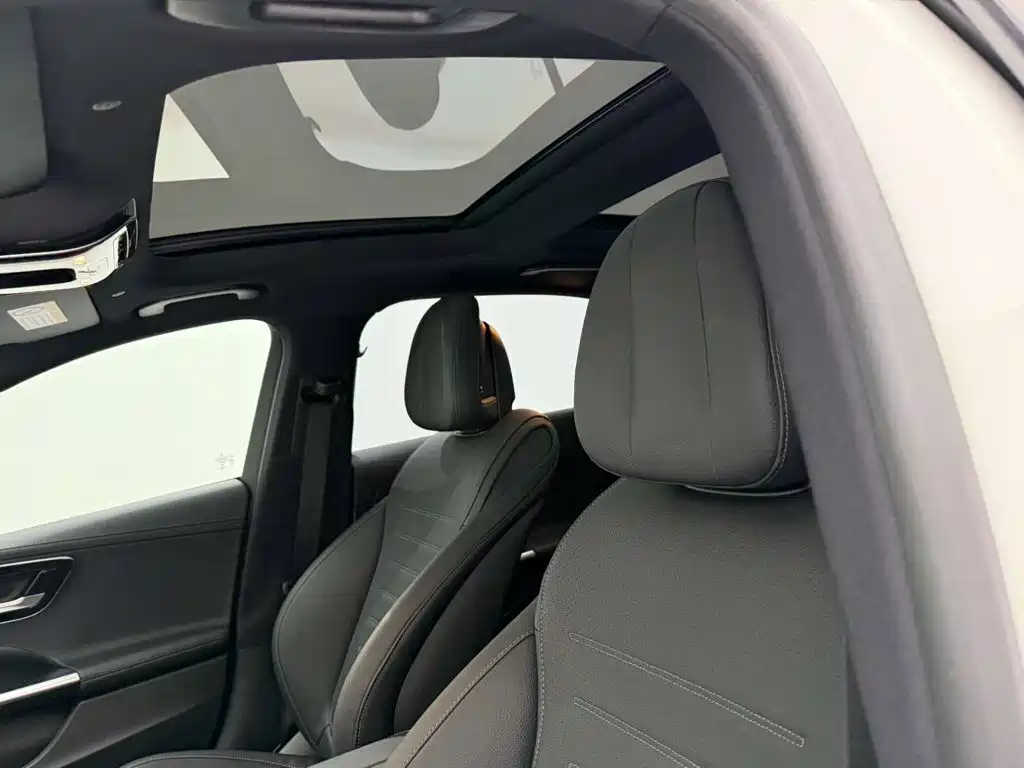 Mercedes-Benz C-Class, миниатюра 16