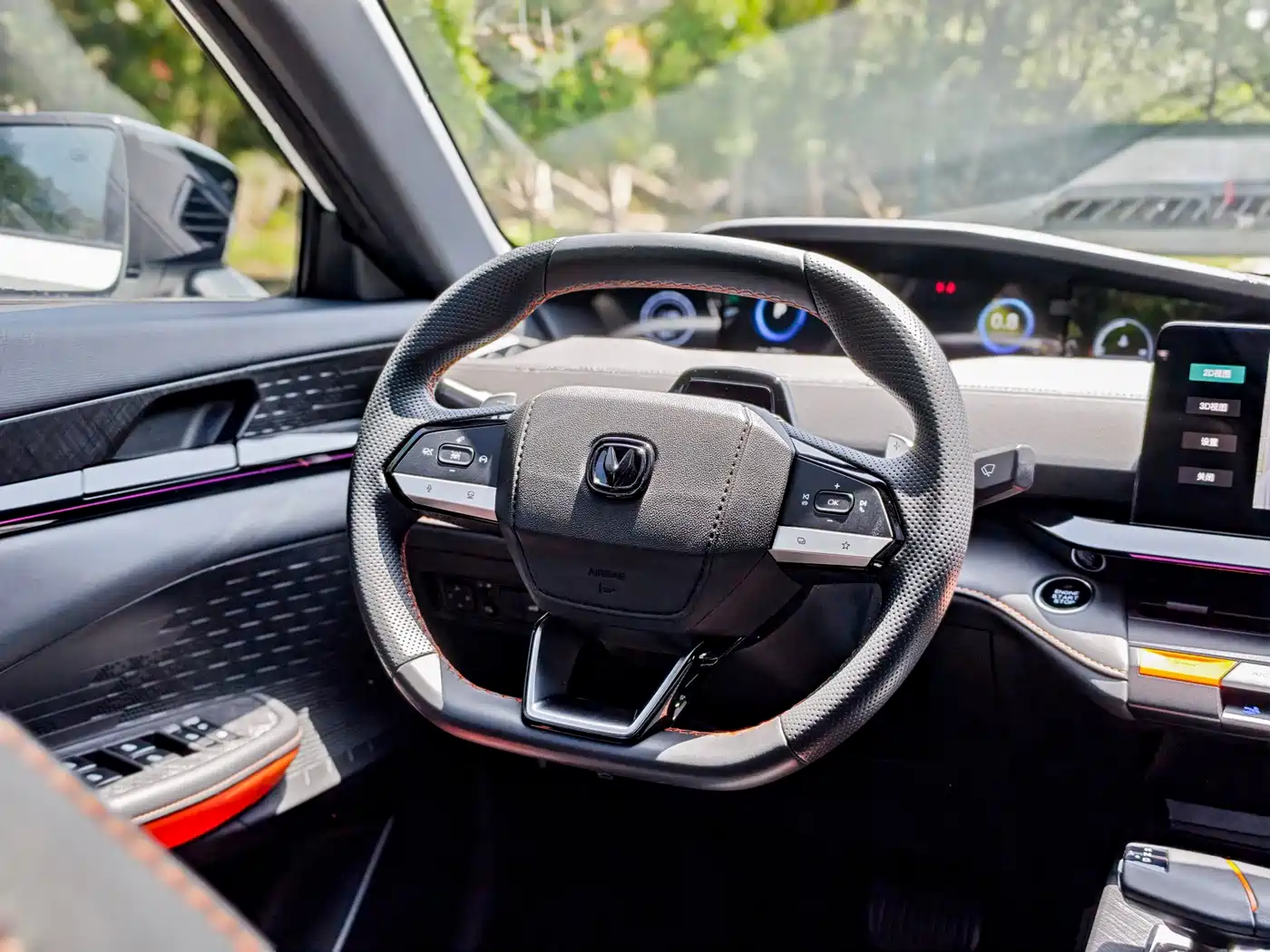 CHANGAN UNI-V