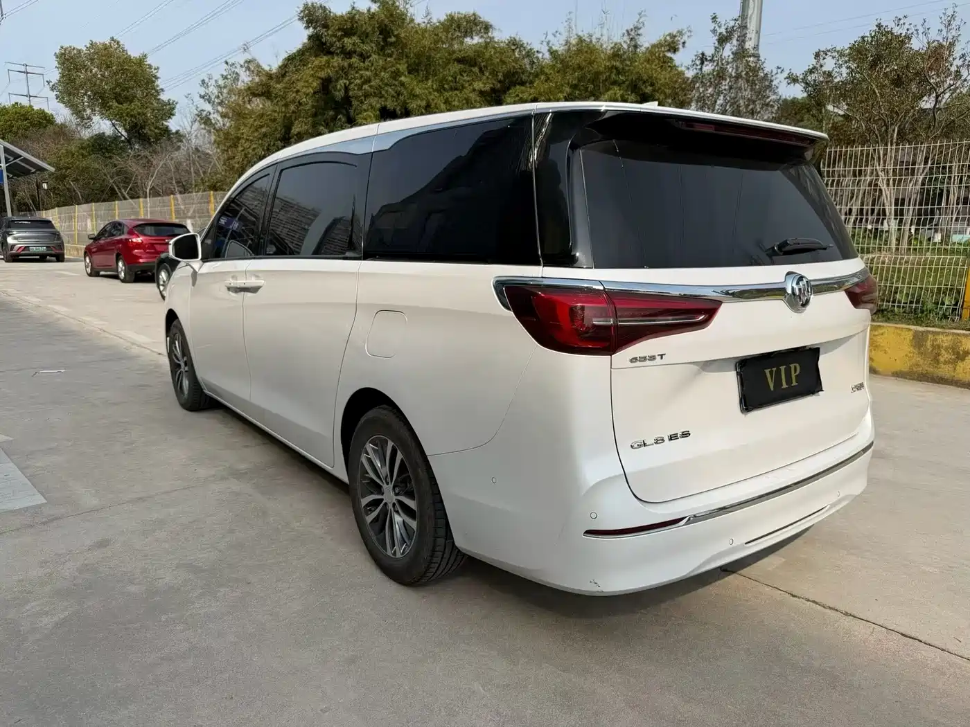 Buick GL8 2022 ES Landmark 653T Premium фото 9