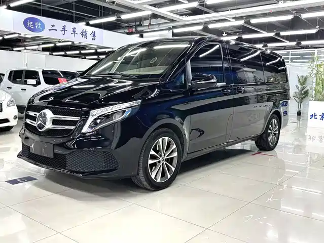 Mercedes-Benz V V 260, Navigator