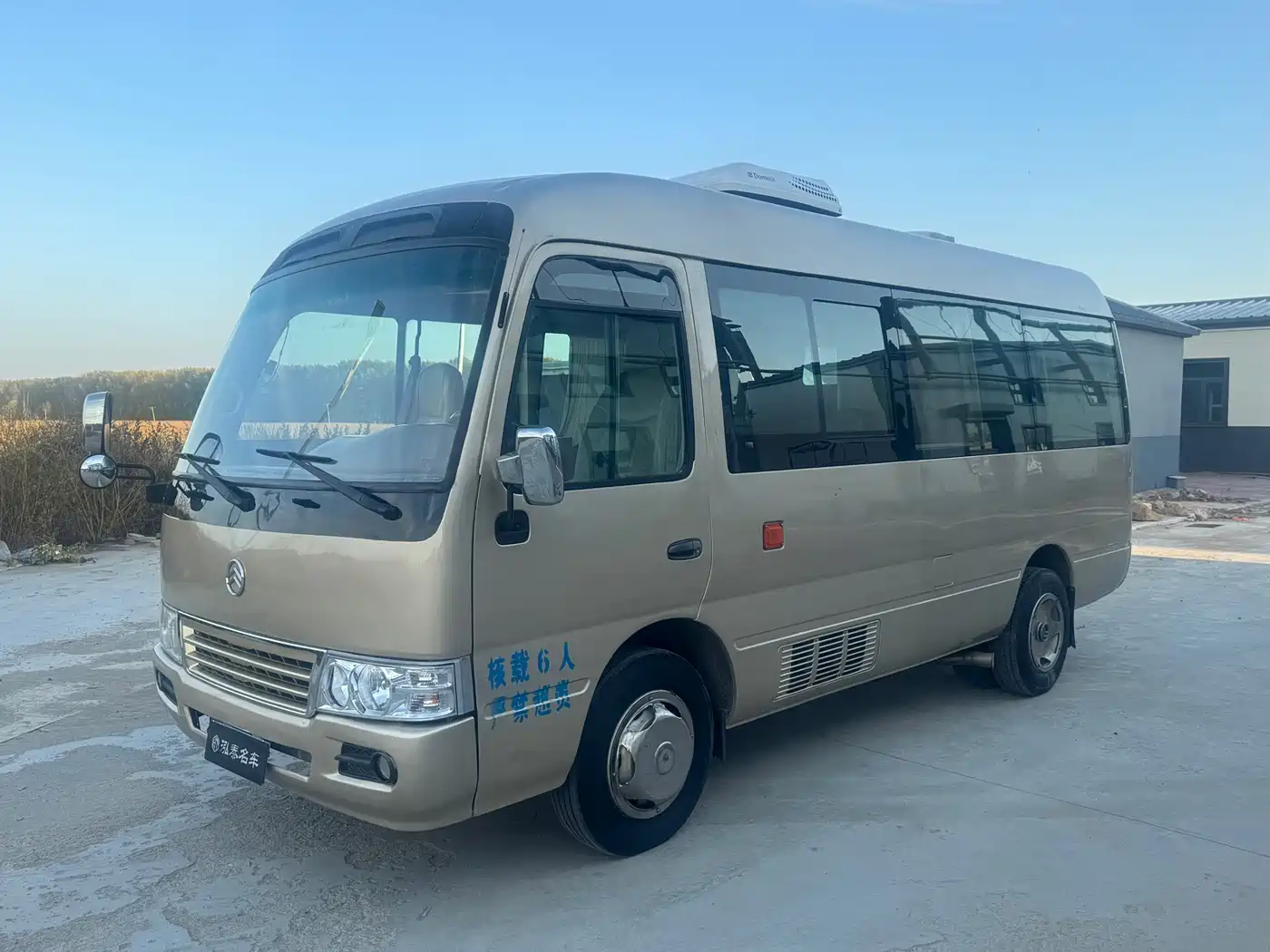 Golden Dragon Coaster 2015 2010 3.9T Diesel Premium Edition D4DD