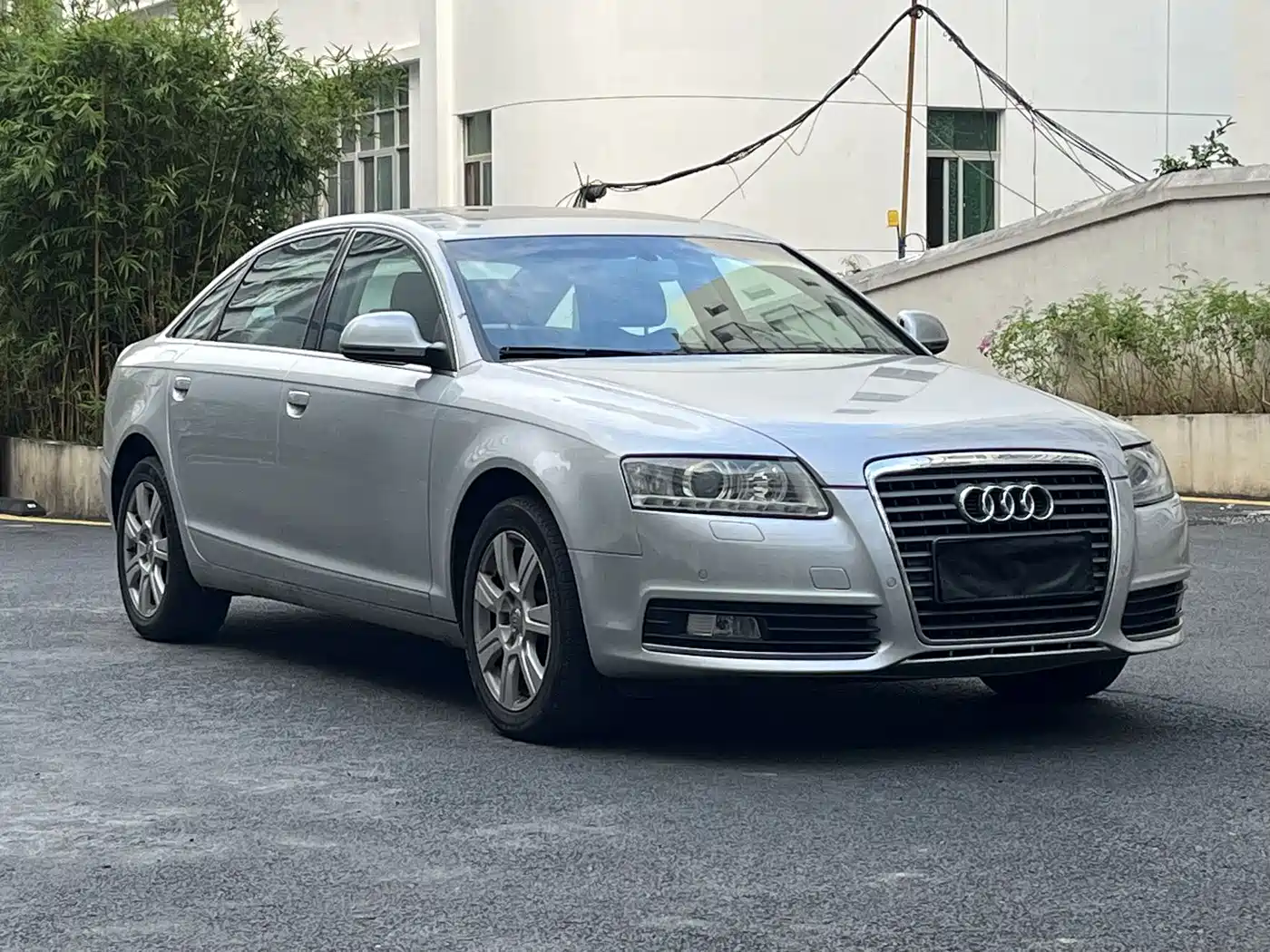 Audi A6L 2009 2010 2.4L Comfort