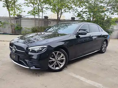 Mercedes-Benz E