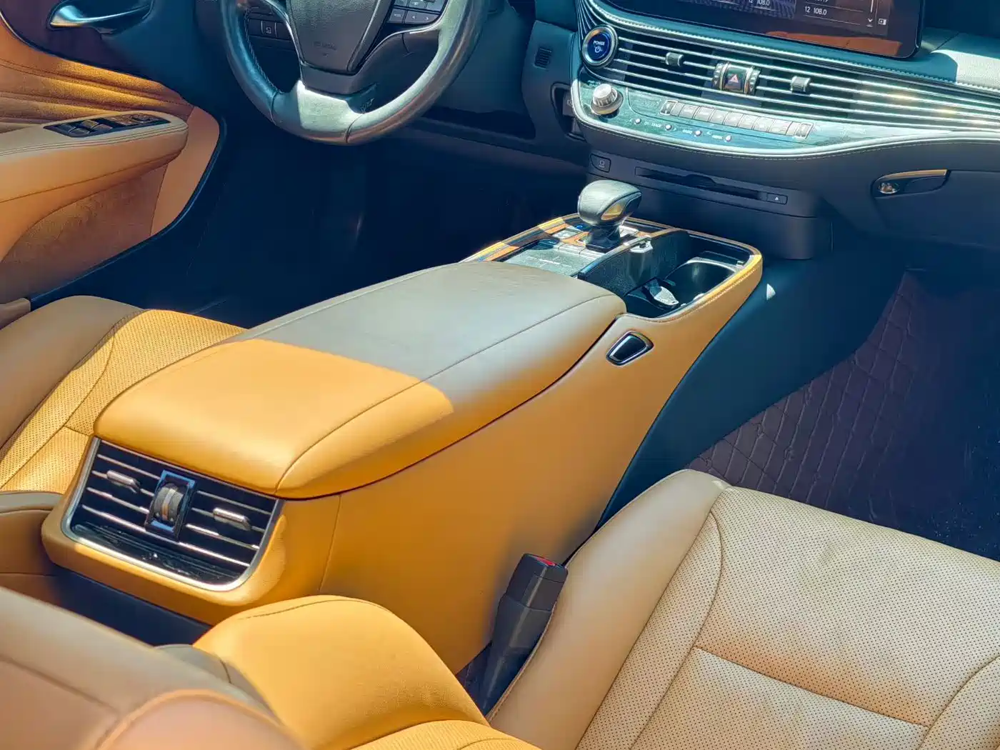 2023 Lexus LS