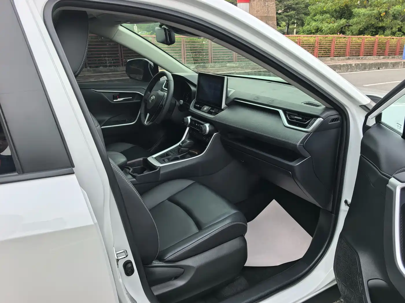 Toyota RAV4 Rongfang 2021 2.0L CVT 4WD Trend PLUS фото 22