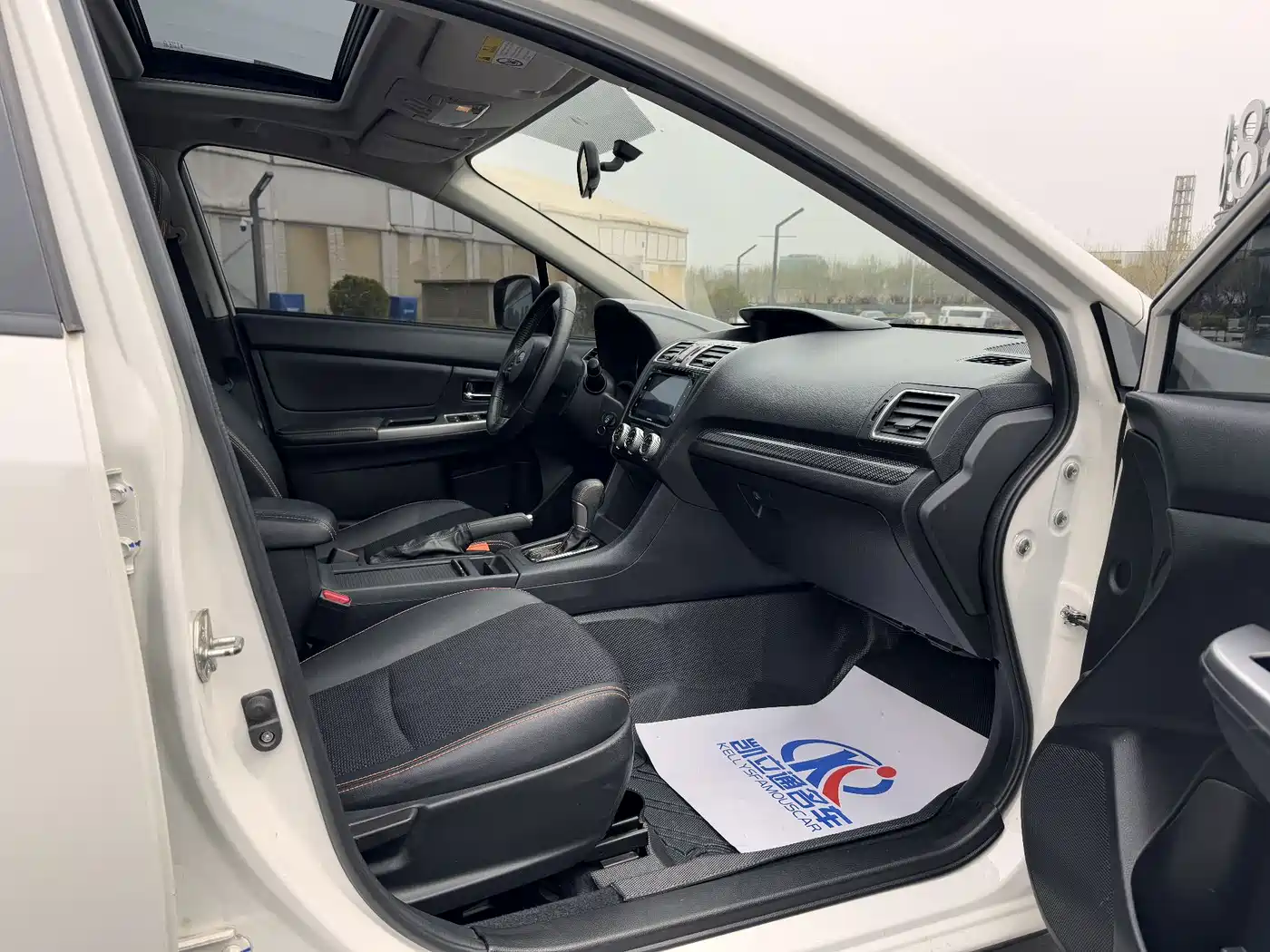 Subaru XV 2015 2.0i Special Sport Edition фото 6
