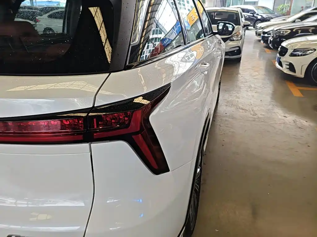 Фото 8 - Changan CS75 PLUS