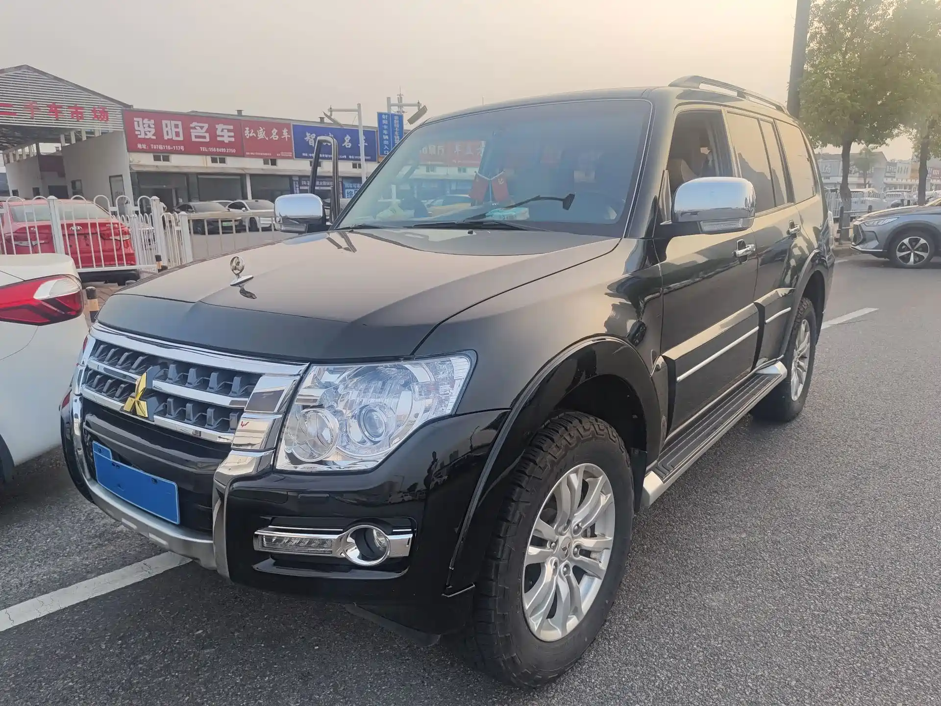 Фото 1 - Mitsubishi Pajero (Import)