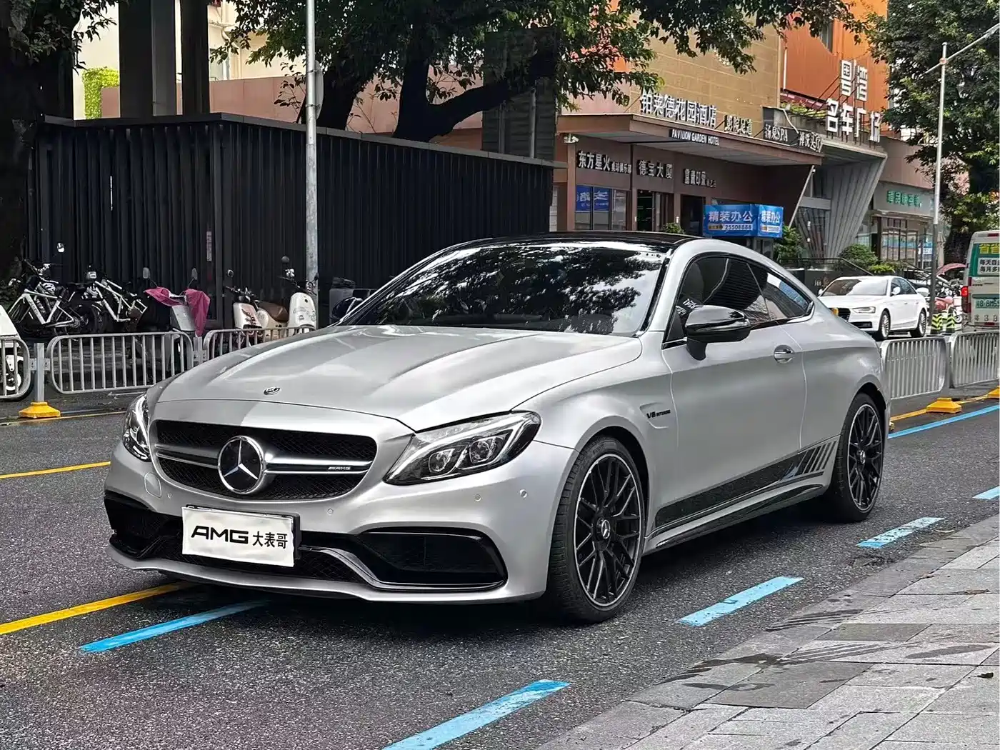 Фото 1 - Mercedes-Benz C-Class AMG