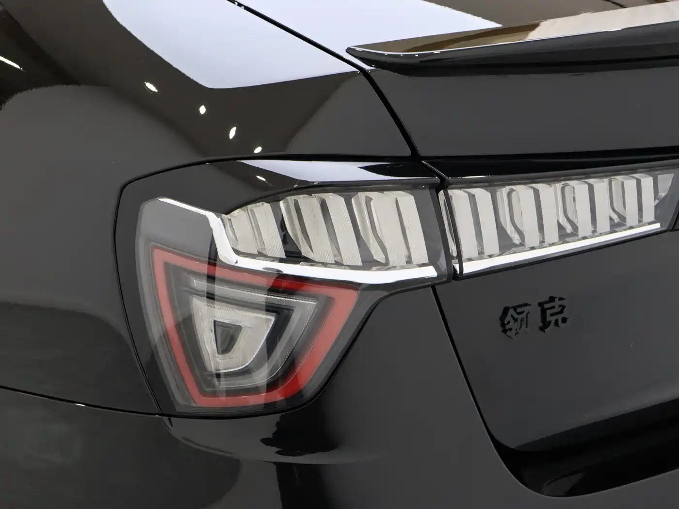 Lynk & Co 03 2022 2.0TD DCT Power Pro фото 9