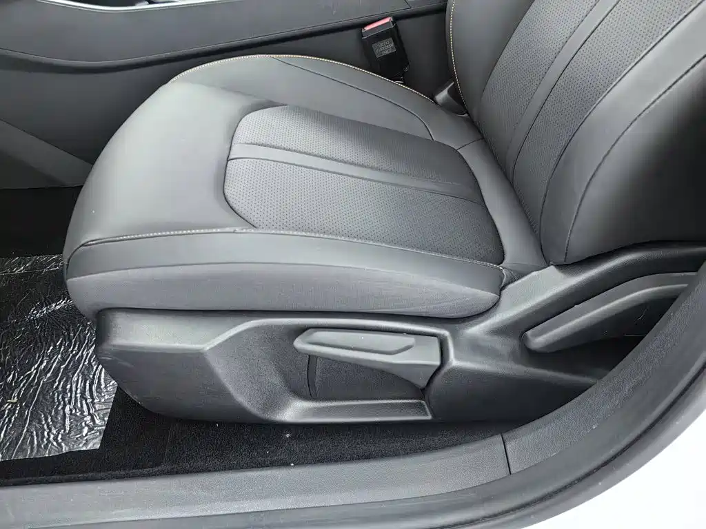 Dongfeng Aeolus Yixuan 2025 2024 1.5L Auto Sport Edition
