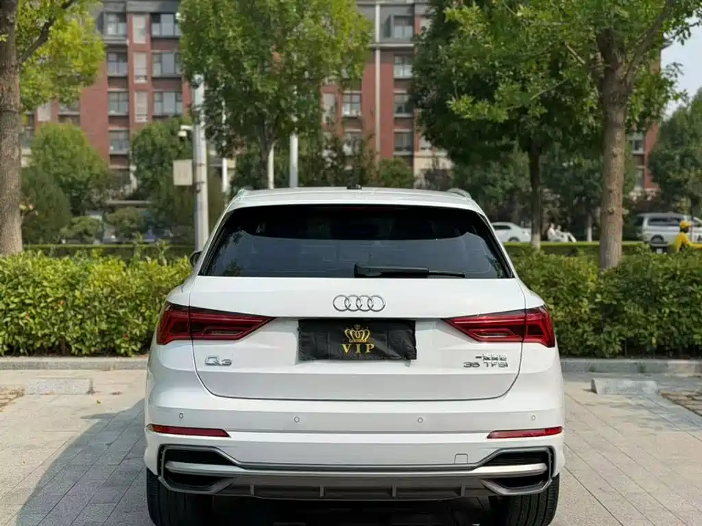 Фото 23 - Audi Q3