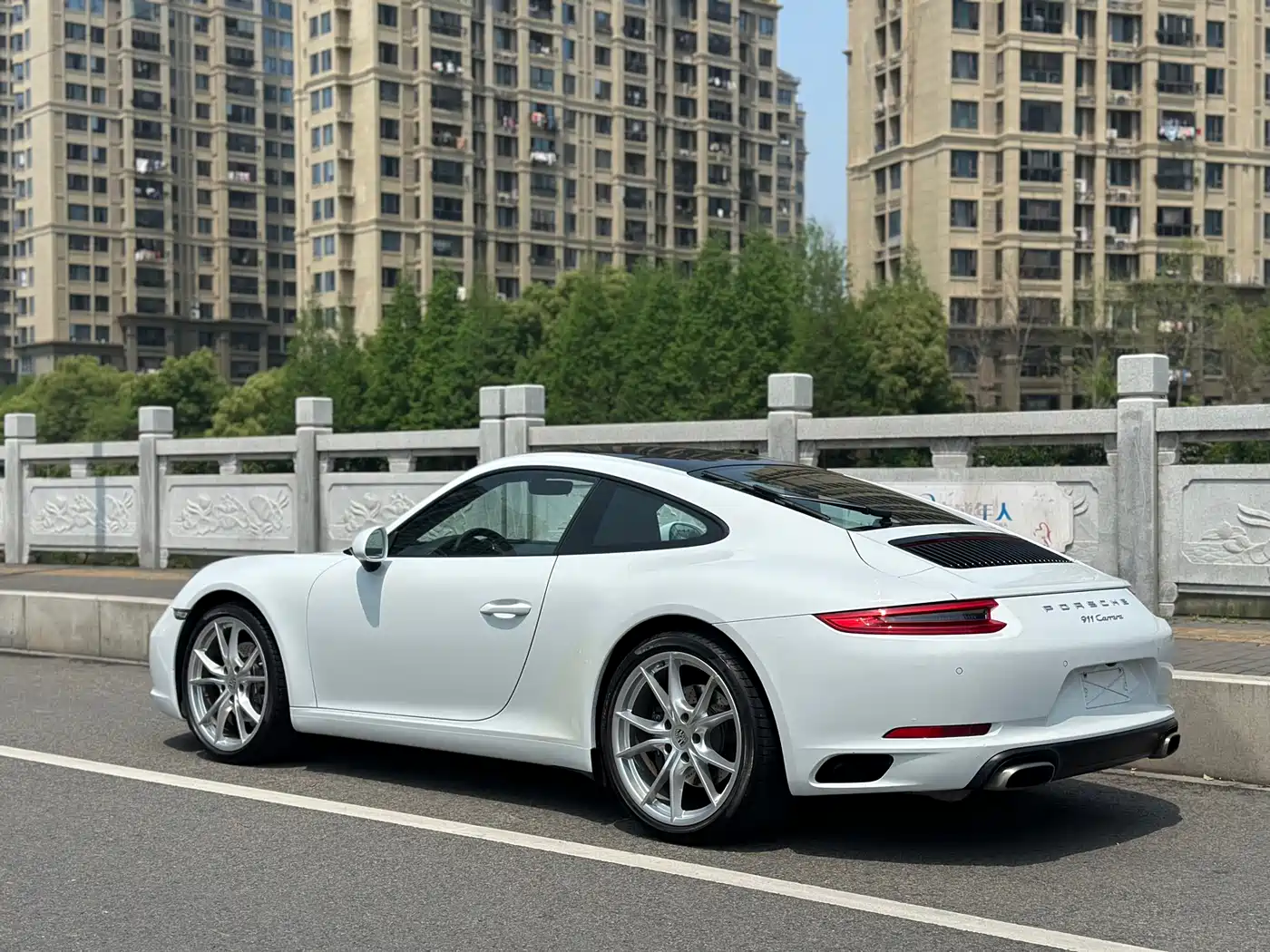 Porsche 911 2016 Carrera 3.0T фото 9