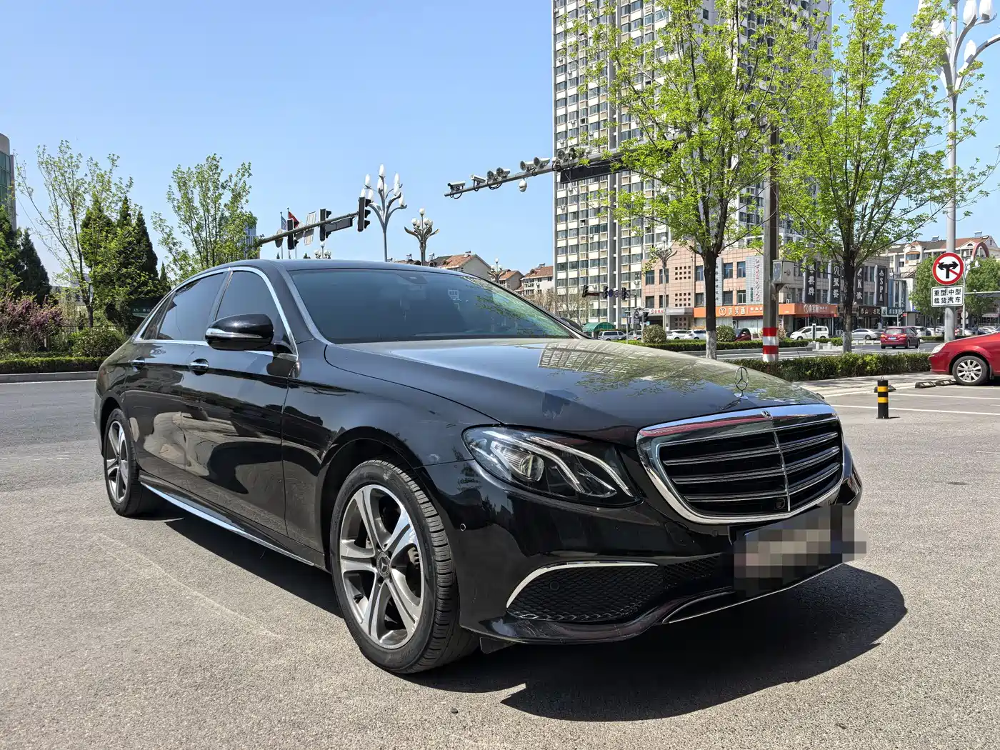 Mercedes-Benz E-Class 2018 Facelift E 200 L Sport фото 3
