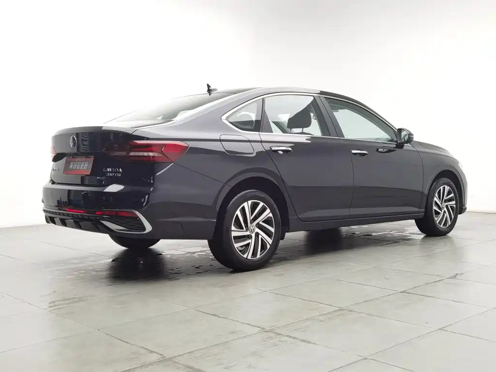 Volkswagen Lavida, миниатюра 2