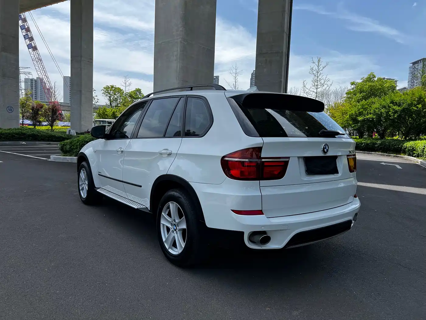 BMW X5 (Import) 2013 xDrive35i Leading фото 17