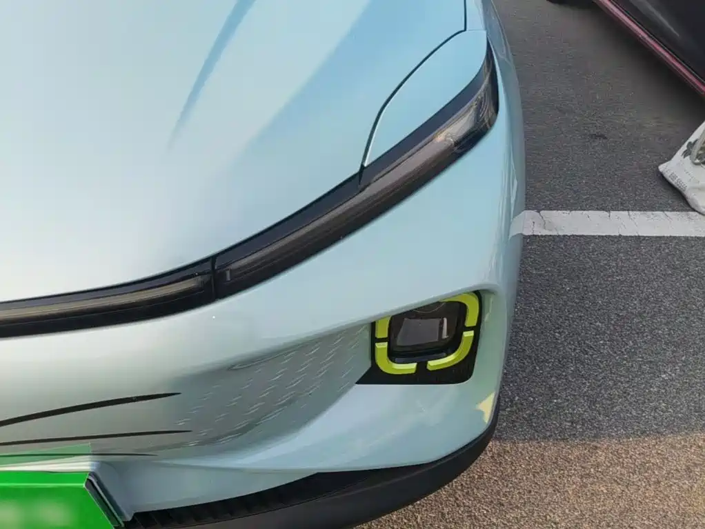 Geely Geometry E Firefly 2024 2023 401KM Lightning Tiger 5-seater