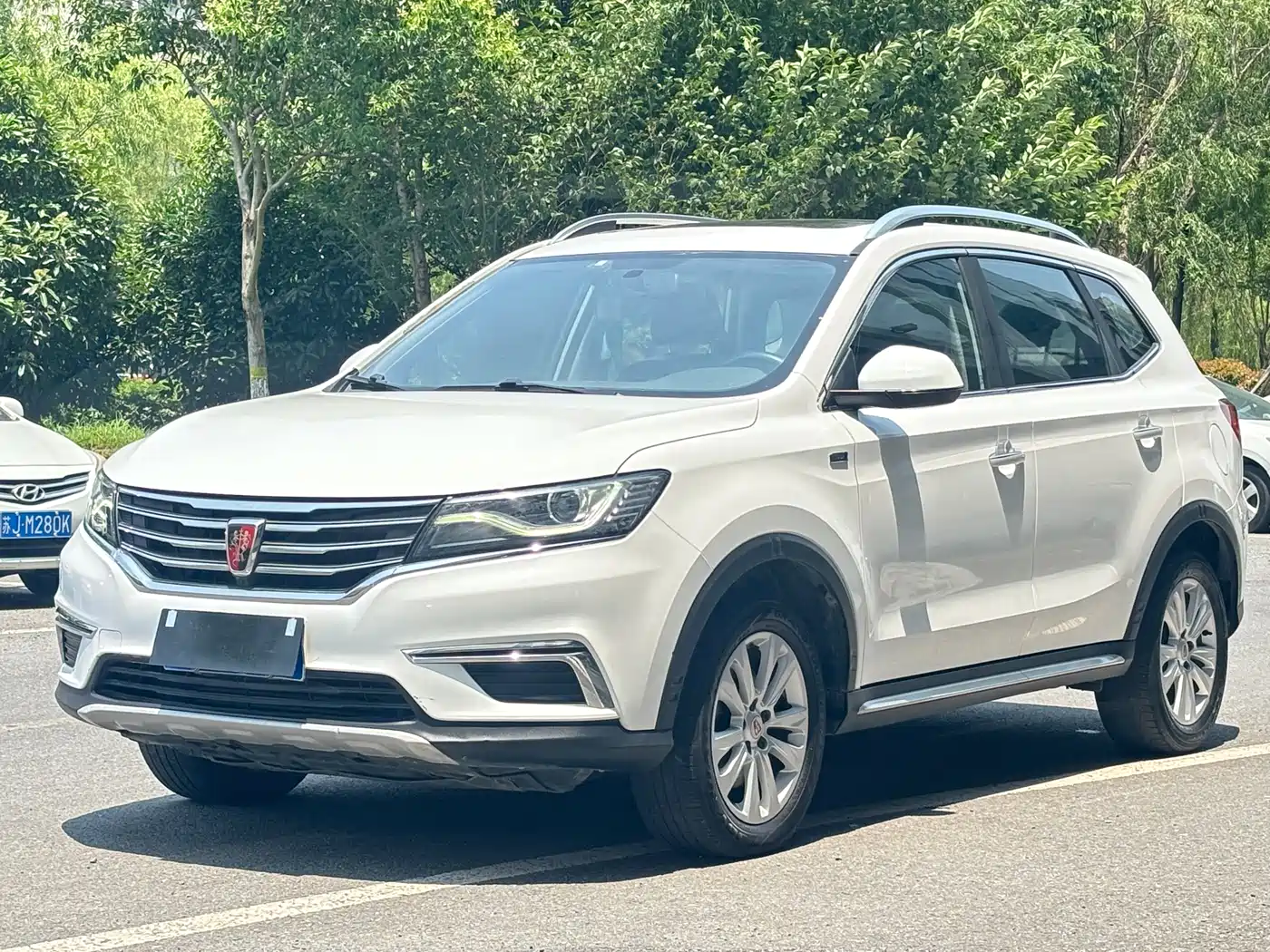Фото 1 - Roewe RX5